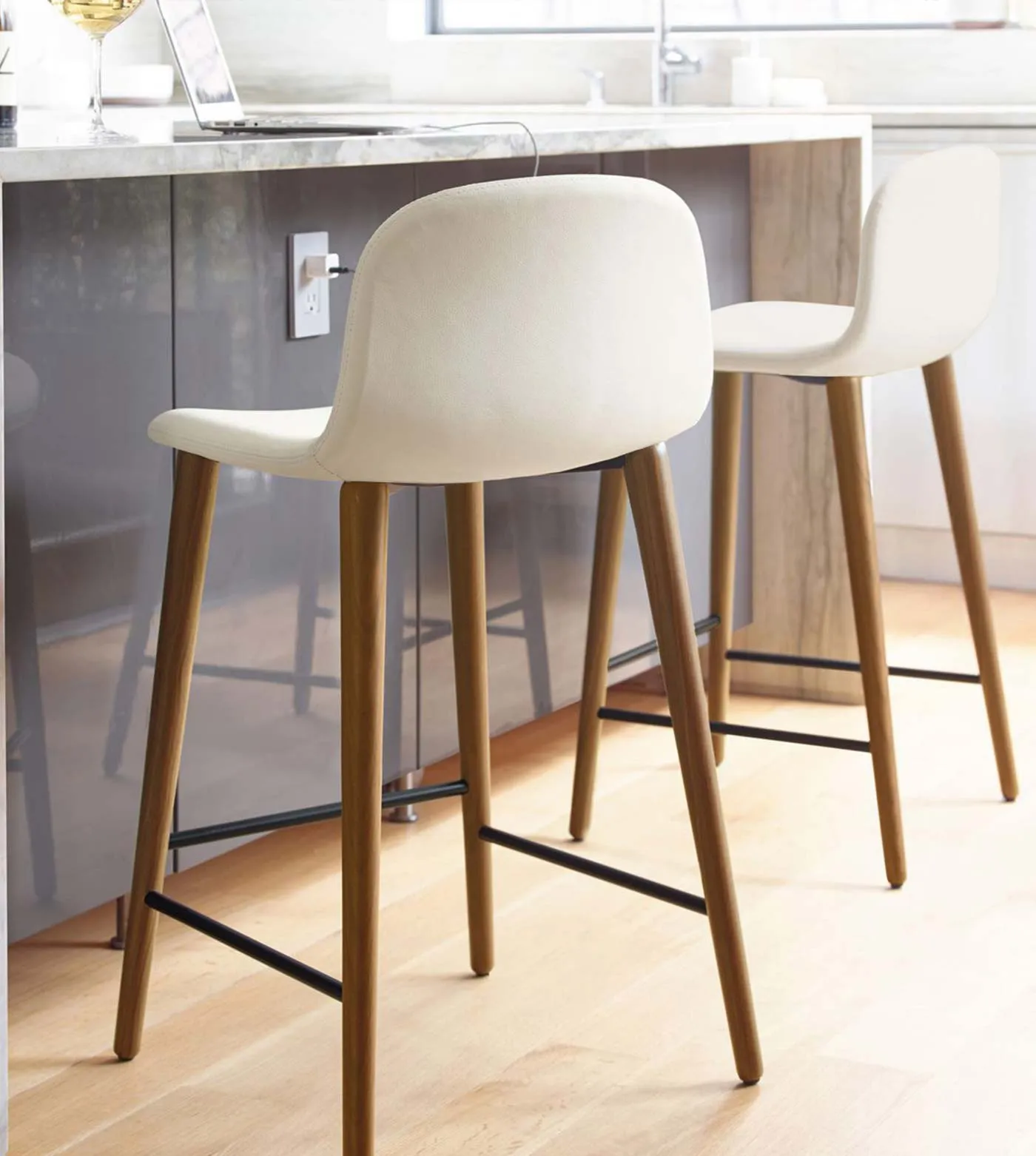 Bacco fabric and wood stool